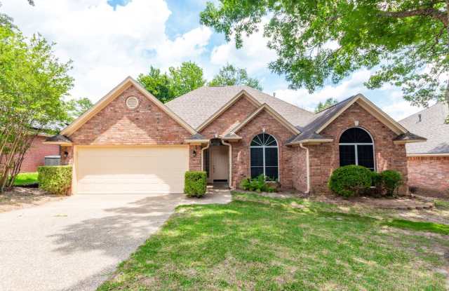 Stunning 4 Bedroom 3 Bath Home in Southeast Tyler! photos photos Stunning 4 Bedroom 3 Bath Home in Southeast Tyler! photos photos