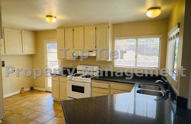 Charming 2-Bedroom Home with Large Yard and Modern Upgrades - Available Now! Gallery 3