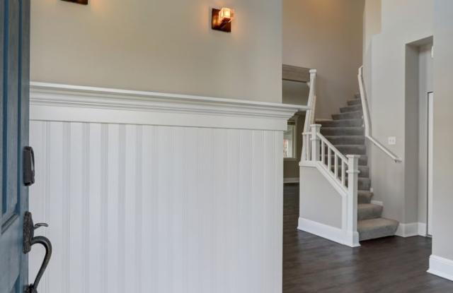 Bright 4-Bedroom Highlands East Home with A/C Gallery 3