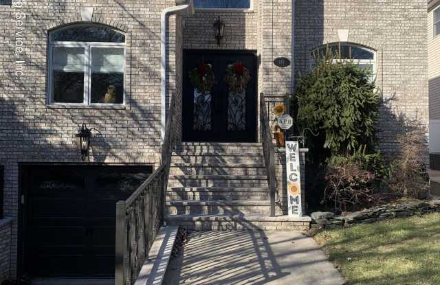 193 Bennett Avenue photos photos