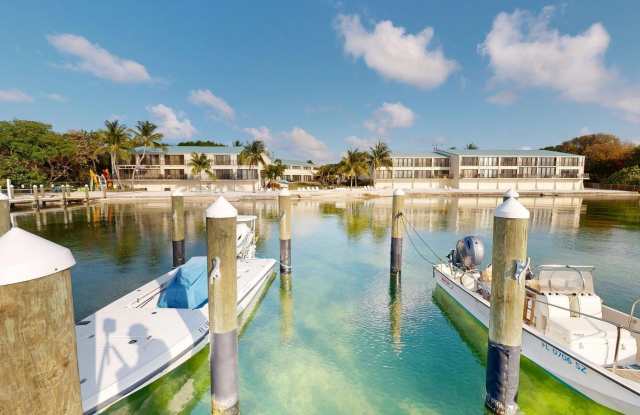 87200 Overseas Highway photos photos