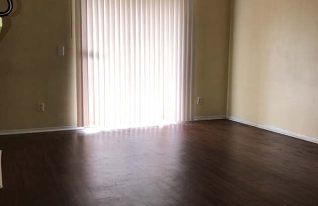 2 Bedroom 2 Bathroom Condo For Rent at 4148 Pershing Pointe Place #5 Orlando, Fl. 32822 Gallery 3