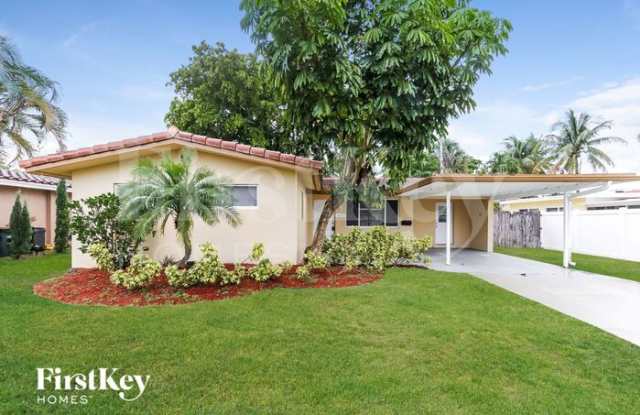 2631 Northeast 20th Avenue - 2631 Northeast 20th Avenue, Lighthouse Point, FL 33064 2631 Northeast 20th Avenue - 2631 Northeast 20th Avenue, Lighthouse Point, FL 33064