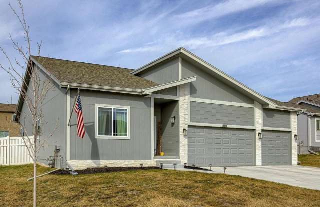 Hyda Hills Ranch For Rent Near Offutt AFB - 14810 South 19th Street, Sarpy County, NE 68123