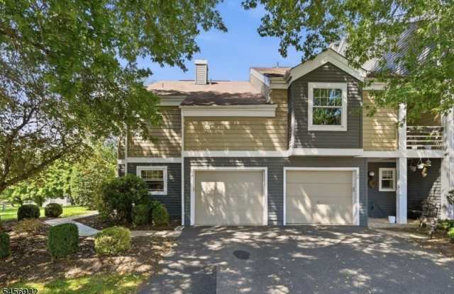 81 Village Cir Gallery 3