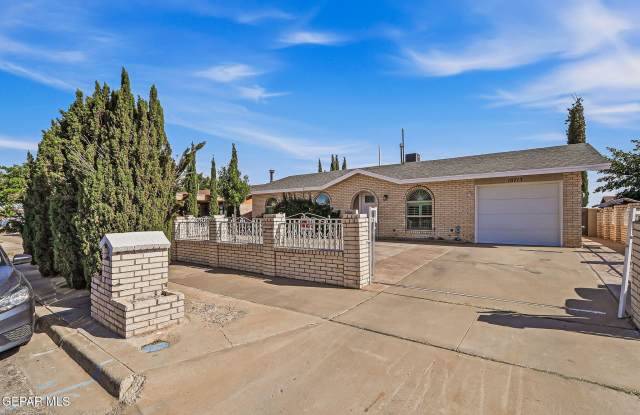 10713 EAGLE PASS Lane photos photos