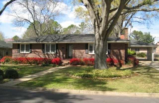 229 Cedar Crest- 3 Bedroom 2.5 Bath- Near Campus photos photos