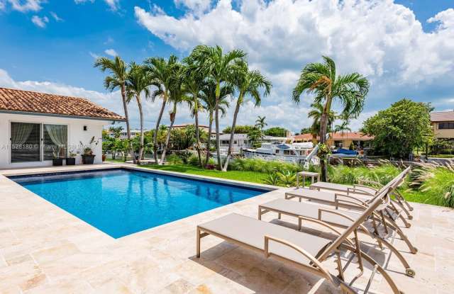 1036 Lugo Ave - 1036 Lugo Avenue, Coral Gables, FL 33156