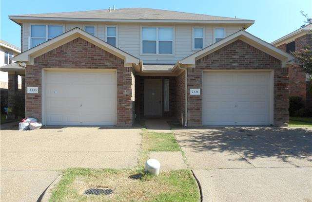 2331 Kingsway Drive - 2331 Kingsway Drive, Arlington, TX 76012