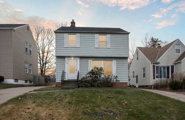 9504 South Highland Avenue photos photos