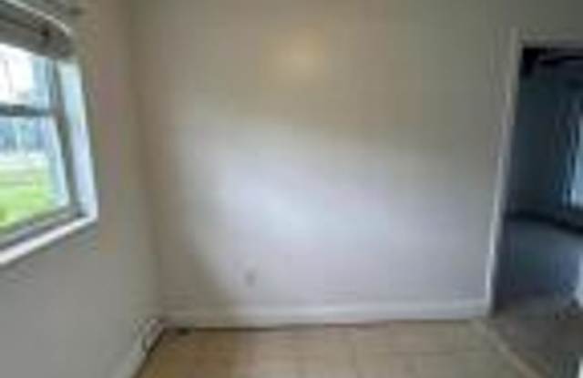 1750 Cowan Dr. Gallery 4