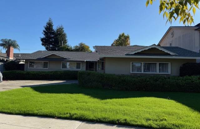 Home for the Holidays! 3 Bedroom, 2.5 Bath Single Family Home - 1328 Whitegate Avenue, San Jose, CA 95125