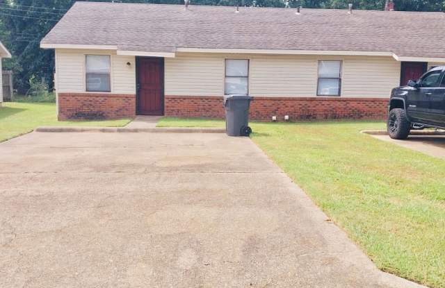 3309 Barrett Circle #B Gallery 1