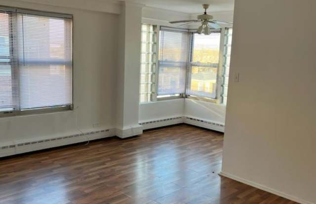 2600 W Berwyn Avenue Gallery 3
