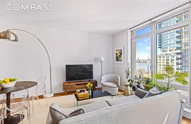 2 Northside Piers photos photos 2 Northside Piers photos photos