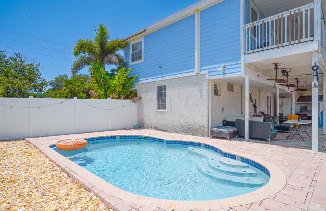 1826 58th St S photos photos