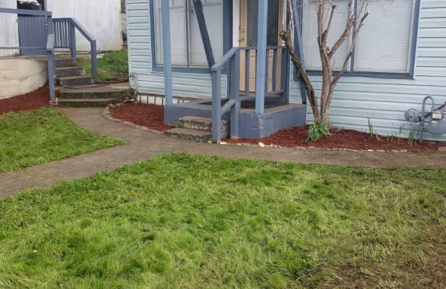 1779 Southeast Giles Street photos photos