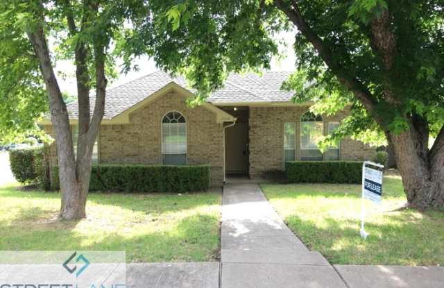 1034 Westover Drive - 1034 Westover Drive, Lancaster, TX 75134
