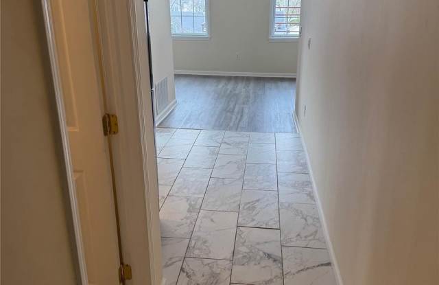 284 Main Street unit: 3D photos photos