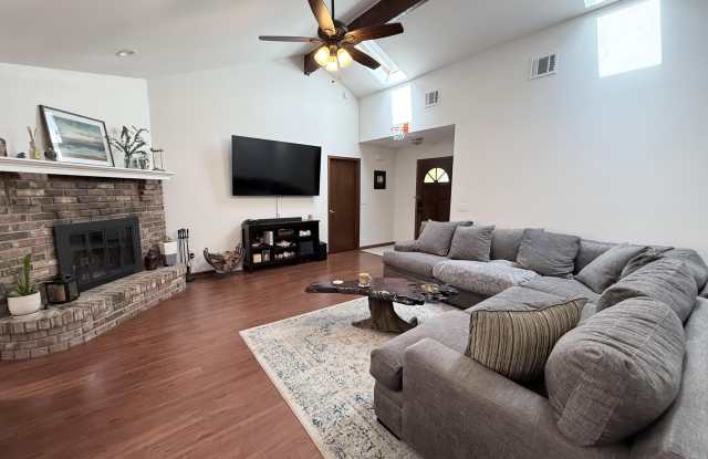 1671 HOLLY OAKS LAKE Road E Gallery 2