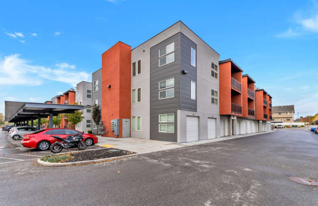 Stunning, 3 Bed - 2 Bath Pet-Friendly Home at West Square - Available NOW! photos photos Stunning, 3 Bed - 2 Bath Pet-Friendly Home at West Square - Available NOW! photos photos