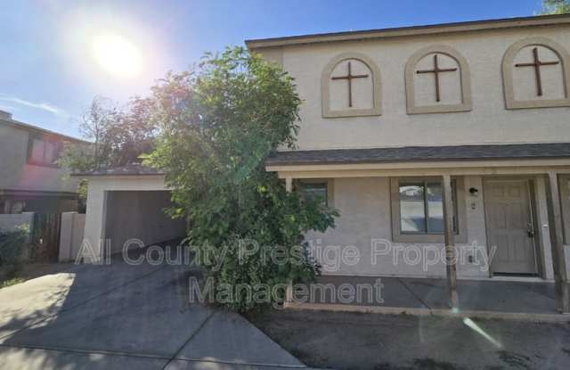 900 East Roma Avenue - 900 East Roma Avenue, Phoenix, AZ 85014