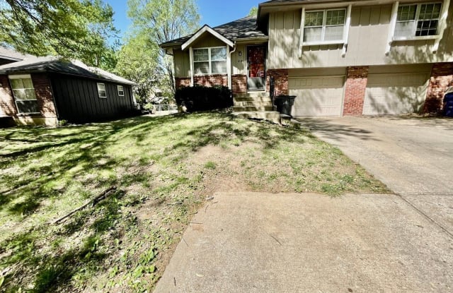 315 South Cardinal Dr. - 315 South Cardinal Drive, Olathe, KS 66062