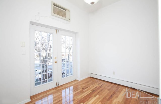 578 Eastern Parkway - 578 Eastern Parkway, Brooklyn, NY 11216