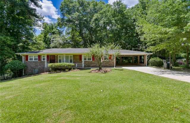 1911 Silver Creek Drive Gallery 2