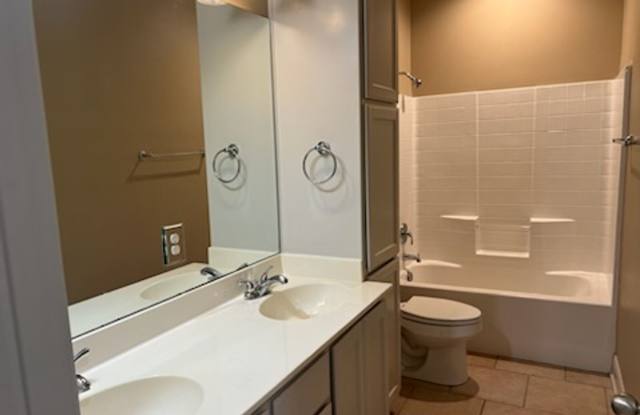 3923 Mobley Circle Gallery 4