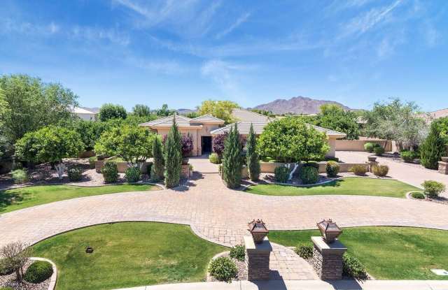 4677 E COLLINWOOD Drive - 4677 East Collinwood Drive, Gilbert, AZ 85298