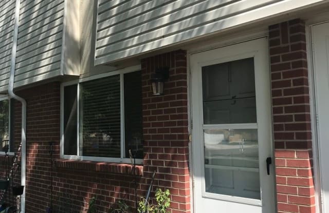 215 Chestnut St #A5 - 215 Chestnut St, Windsor, CO 80550
