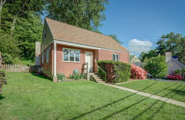 9011 Lindale Drive Gallery 2