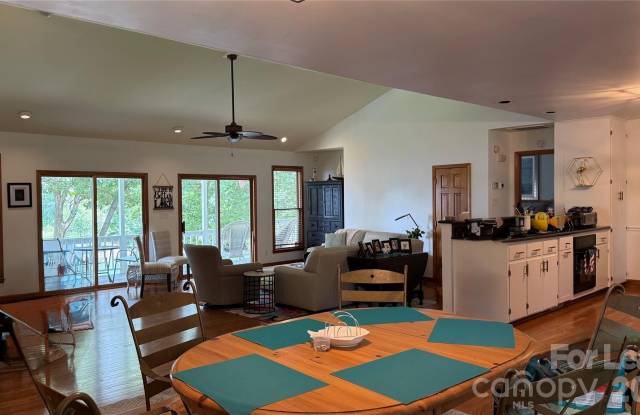 16318 Stinson Cove Road Gallery 2