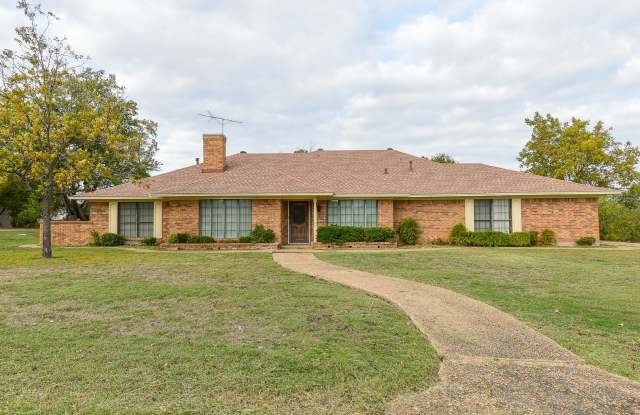 3106 Bonham-House - 3106 Bonham Street, Greenville, TX 75402