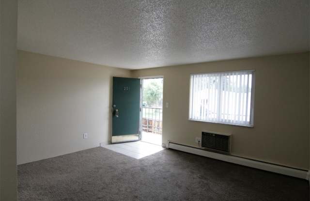 3048 W. Amherst  Avenue - 201 Gallery 3