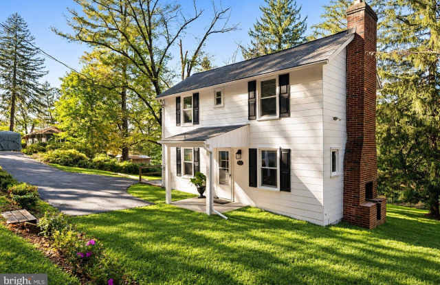 1824 HILLSIDE Road Gallery 1