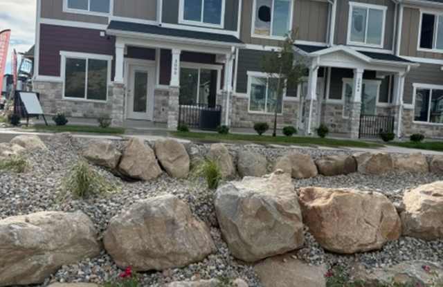 Beautiful new construction town home with amazing views photos photos
