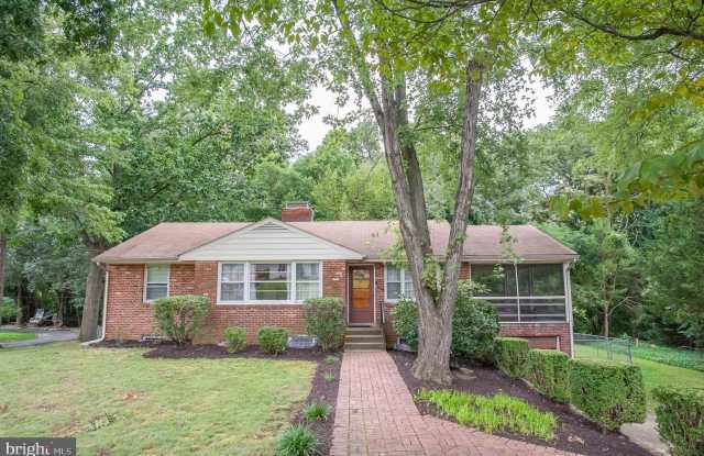 5950 CLAMES DR - 5950 Clames Drive, Kingstowne, VA 22315
