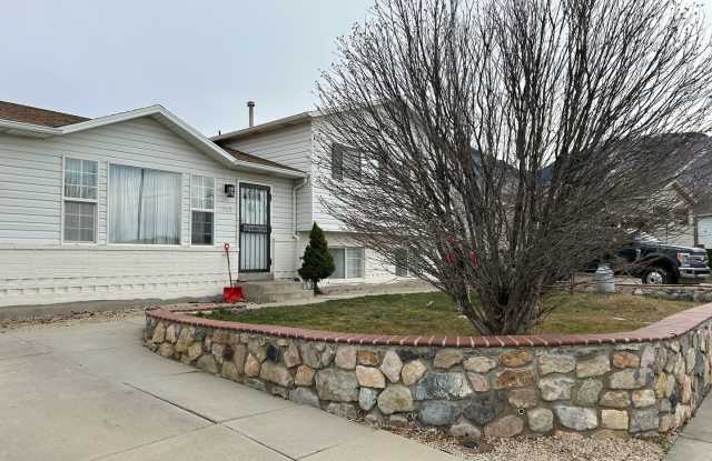3 Bedroom 1 Bathroom Basement Apartment Spanish Fork - 1503 South 2850 East, Spanish Fork, UT 84660