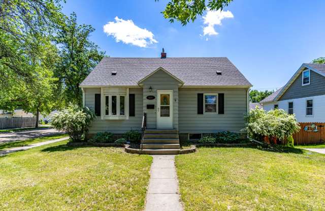 Single Family Home - Located Near Campus photos photos