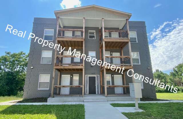 Renovated 3-Bedroom Home! Deposit Free Living Available via Obligo - 3620 Troost Avenue, Kansas City, MO 64109