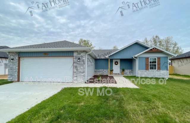 307 E Rosalie St - 307 East Rosalie Street, Strafford, MO 65757