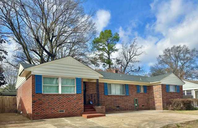 141 N WHITE STATION photos photos