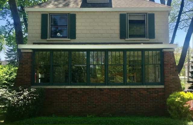 272 East 15th Street photos photos