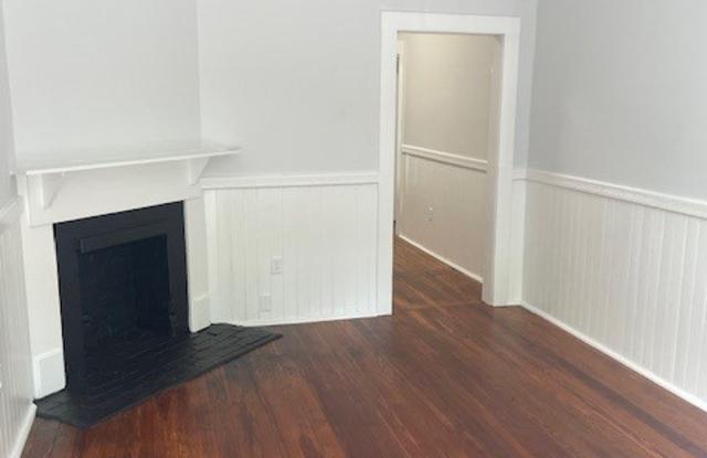 712-718 West 39th Street - 714 photos photos