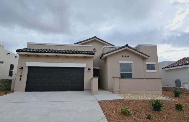 Stunning 4 bedroom, 2.5 bath home in West EL Paso! Special! Application or Admin Fee! photos photos
