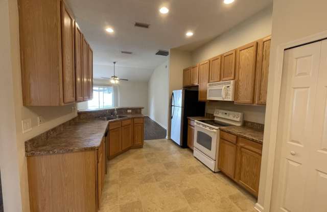 2817 CROSS CREEK DR Gallery 4