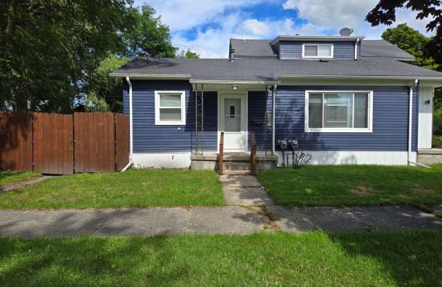 2BR / 1BA Duplex in Saginaw photos photos 2BR / 1BA Duplex in Saginaw photos photos