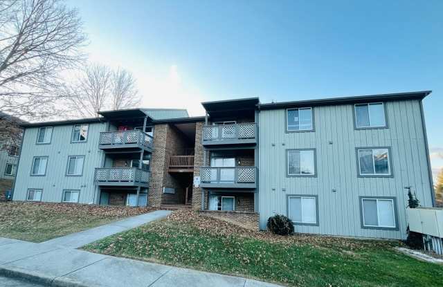 3 Bedroom 2 Bathroom Condo photos photos